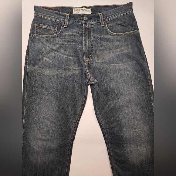 Levi's Blue Straight Denim with Natural Fading - Picture 1 of 11
